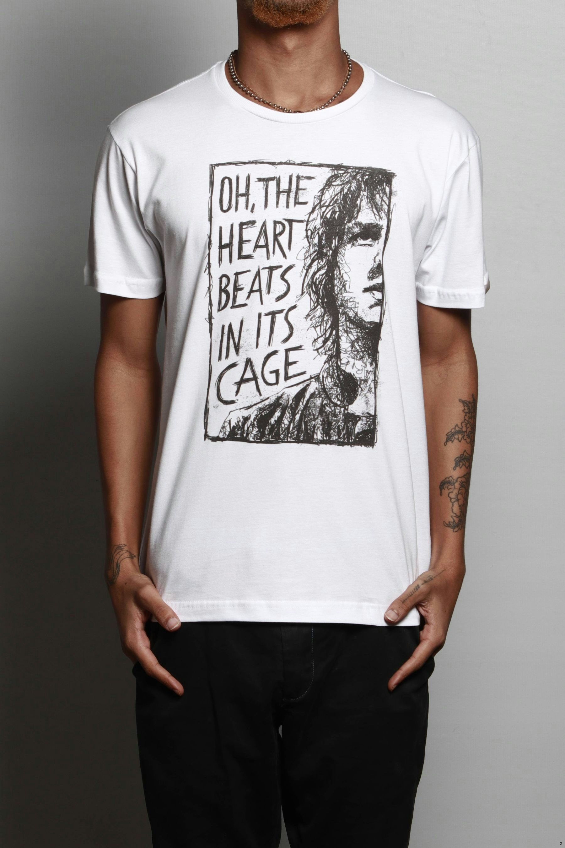 Camiseta Heart In a Cage - Camiseta Strokes - Chico Rei