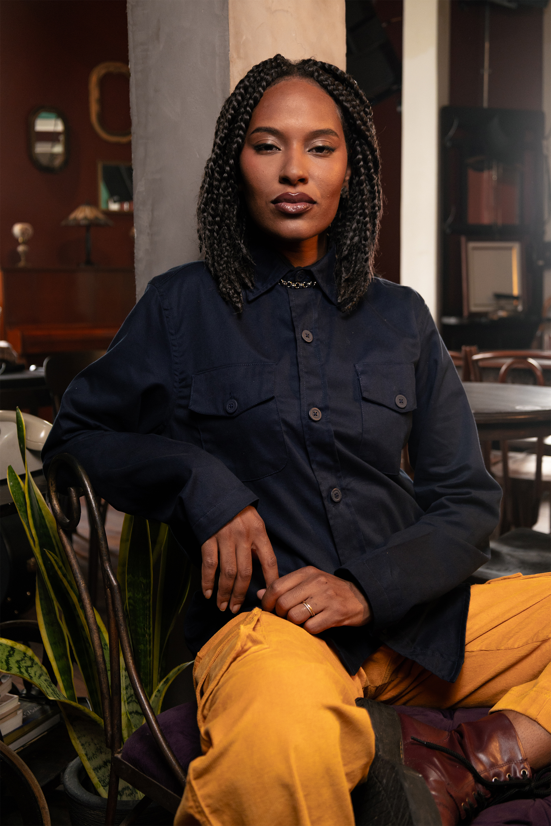 Camisa Overshirt de Sarja Com Bolsos Preta - Chico Rei