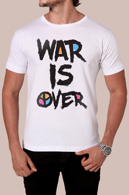 Camiseta War is Over